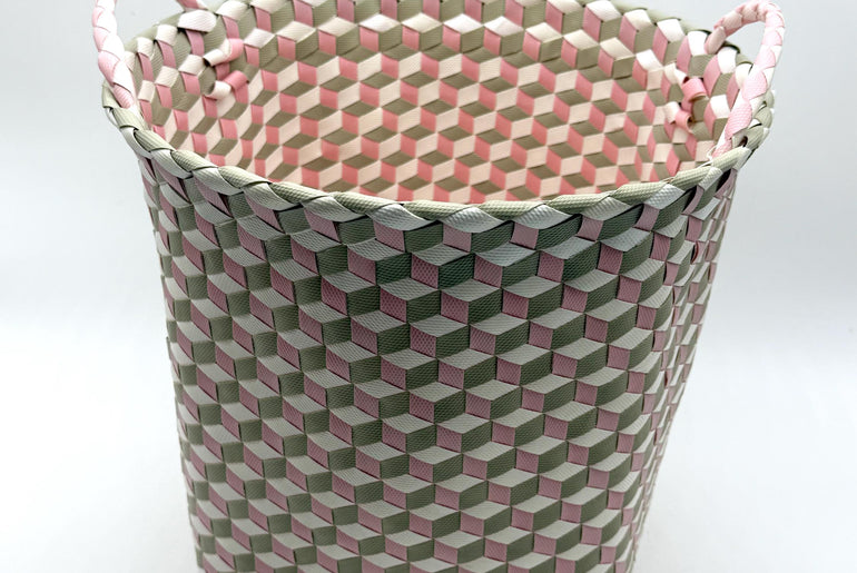 3D Woven Plastic Storage Basket with Handles, Handmade Laundry Basket, Decorative Organizer Bin for Toys Bathroom Nursery