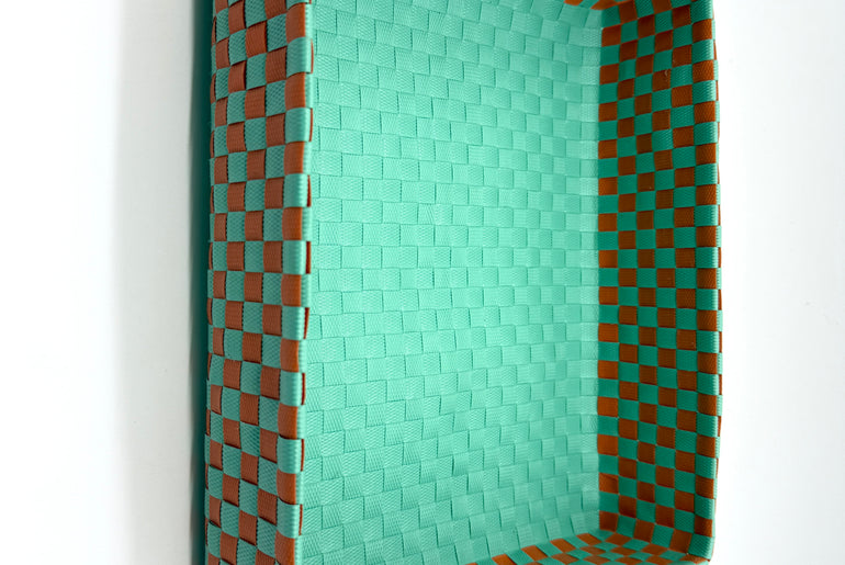 Checkered Woven Plastic Tray, Colorful Handwoven Serving Tray, Large Boho Catchall Basket, Waterproof Bathroom Vanity Tray, Desk Organizer