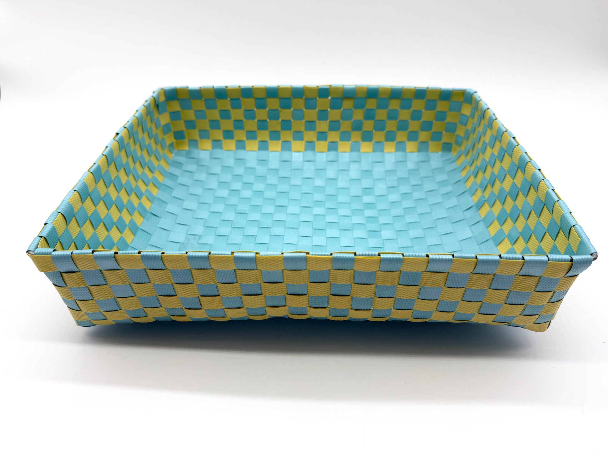Checkered Woven Plastic Tray, Colorful Handwoven Serving Tray, Large Boho Catchall Basket, Waterproof Bathroom Vanity Tray, Desk Organizer