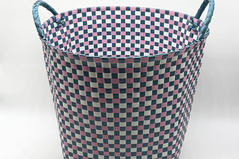 Round Woven Plastic Basket with Handles, Handmade Laundry Hamper, Multi Color Storage Bin for Toys Blankets Bathroom