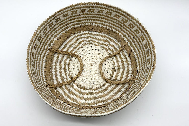 Handwoven Seagrass Storage Basket with Handles, White Pattern Wicker Basket, Foldable Woven Planter Basket, Boho Home Decor, 13.8in