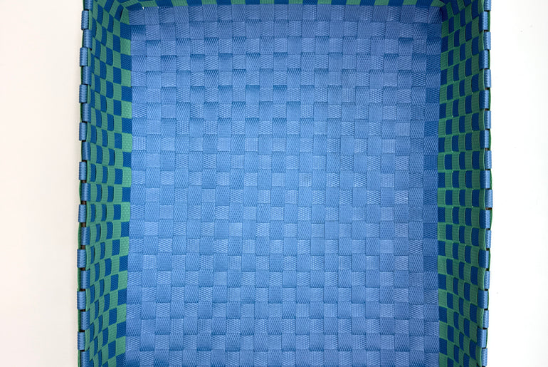 Checkered Woven Plastic Tray, Colorful Handwoven Serving Tray, Large Boho Catchall Basket, Waterproof Bathroom Vanity Tray, Desk Organizer