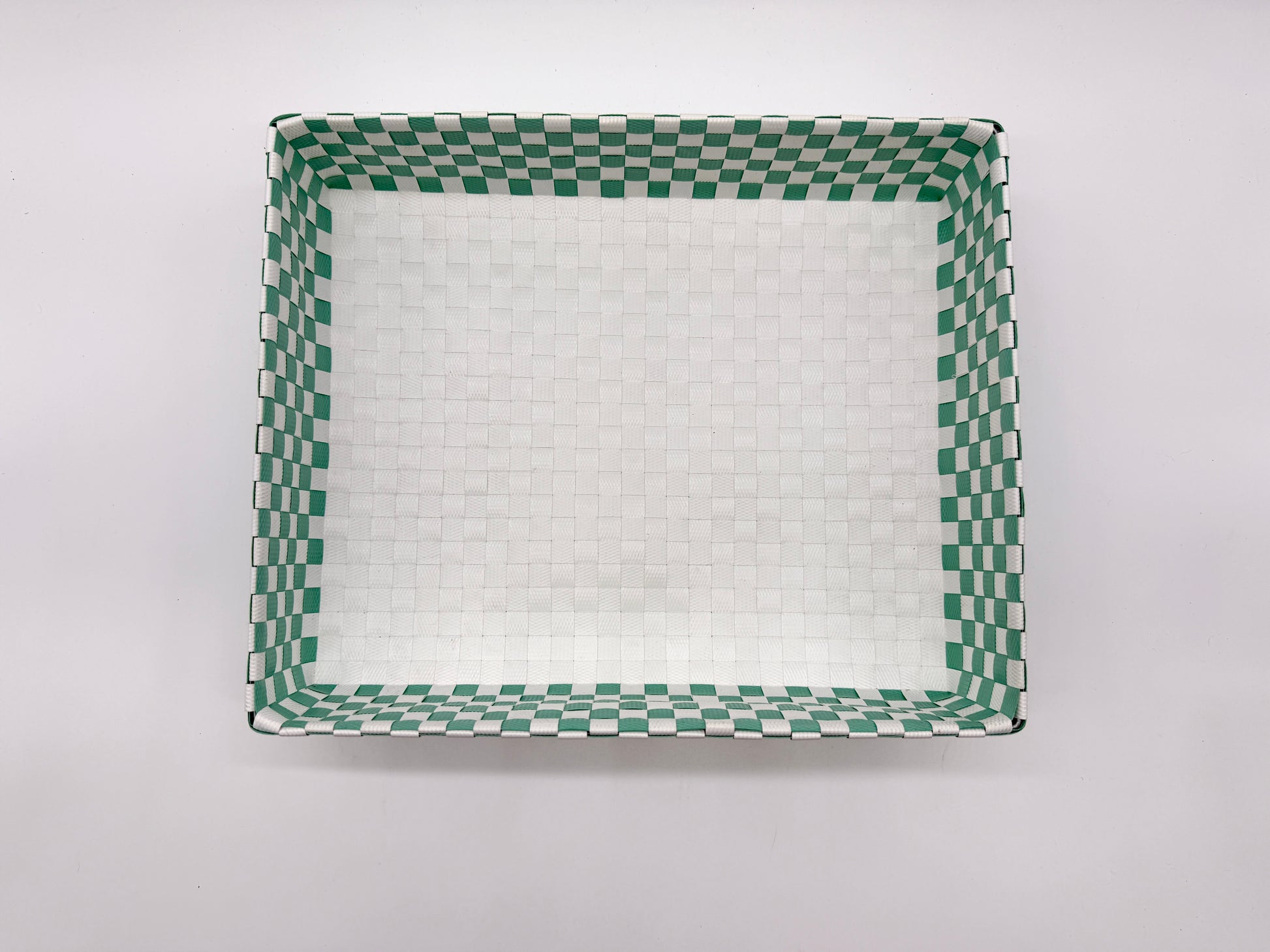 Checkered Woven Plastic Tray, Colorful Handwoven Serving Tray, Large Boho Catchall Basket, Waterproof Bathroom Vanity Tray, Desk Organizer