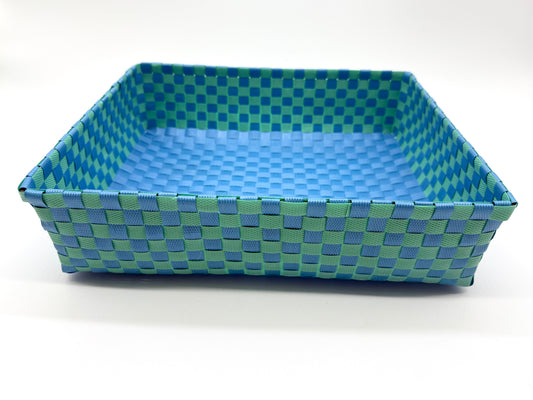 Checkered Woven Plastic Tray, Colorful Handwoven Serving Tray, Large Boho Catchall Basket, Waterproof Bathroom Vanity Tray, Desk Organizer
