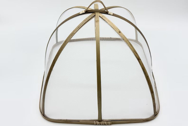 Square Bamboo Food Cover with Mesh Net, Handwoven Bamboo Dish Cover Set, Kitchen Food Protector for Meals & Fruit 12–16 Inch
