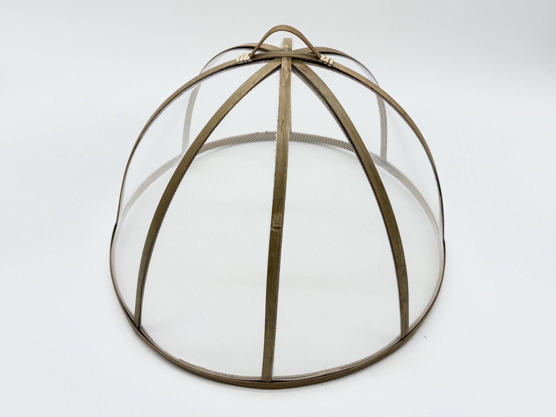 Round Bamboo Mesh Food Cover, Handwoven Bamboo Kitchen Dish Protector Dome for Meals, Fruit & Table Serving 12–16 Inch