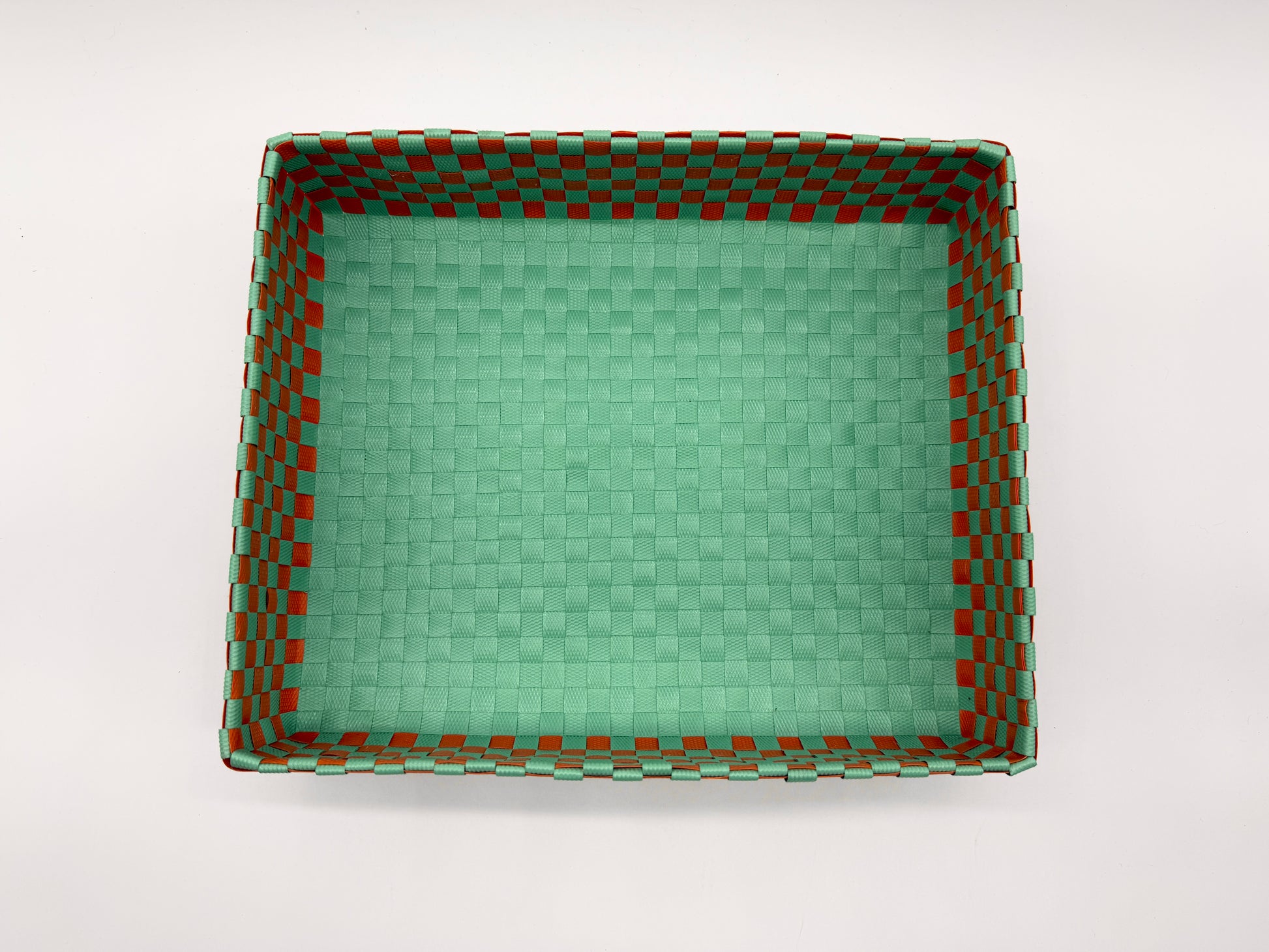 Checkered Woven Plastic Tray, Colorful Handwoven Serving Tray, Large Boho Catchall Basket, Waterproof Bathroom Vanity Tray, Desk Organizer