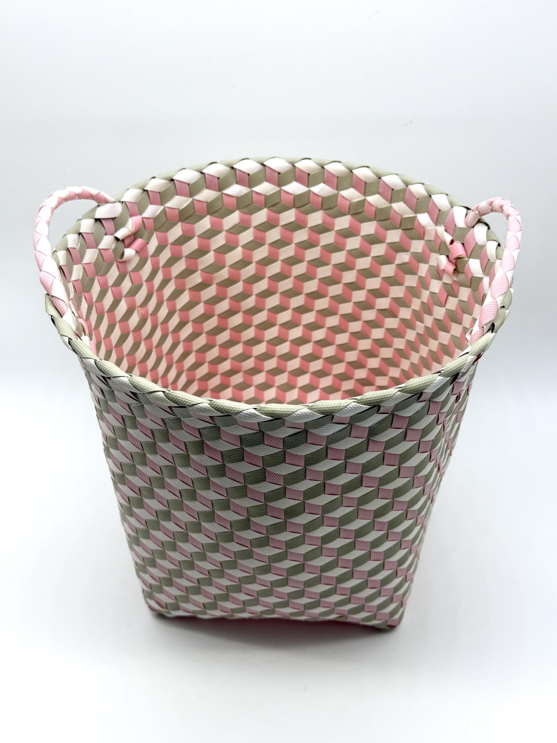 3D Woven Plastic Storage Basket with Handles, Handmade Laundry Basket, Decorative Organizer Bin for Toys Bathroom Nursery