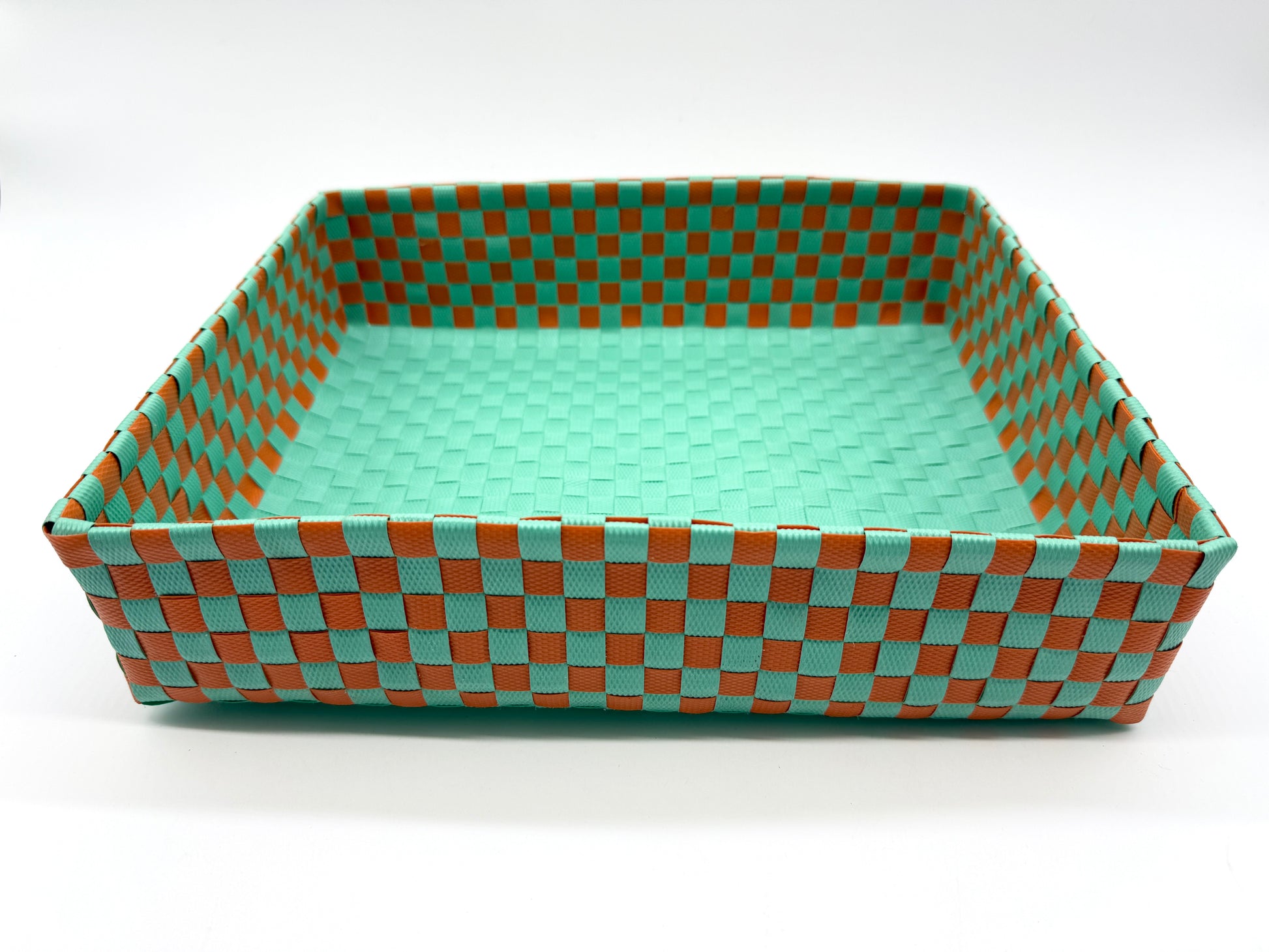 Checkered Woven Plastic Tray, Colorful Handwoven Serving Tray, Large Boho Catchall Basket, Waterproof Bathroom Vanity Tray, Desk Organizer