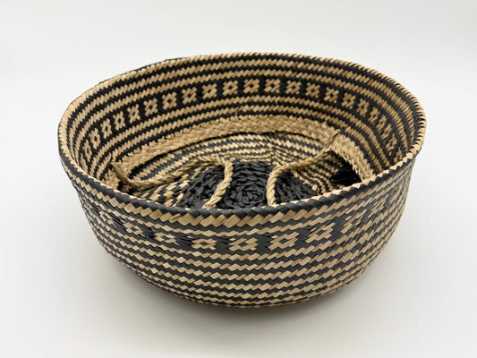 Boho Seagrass Storage Basket with Black Geometric Pattern, Foldable Woven Basket with Tassel, 13.8 Inch Basket