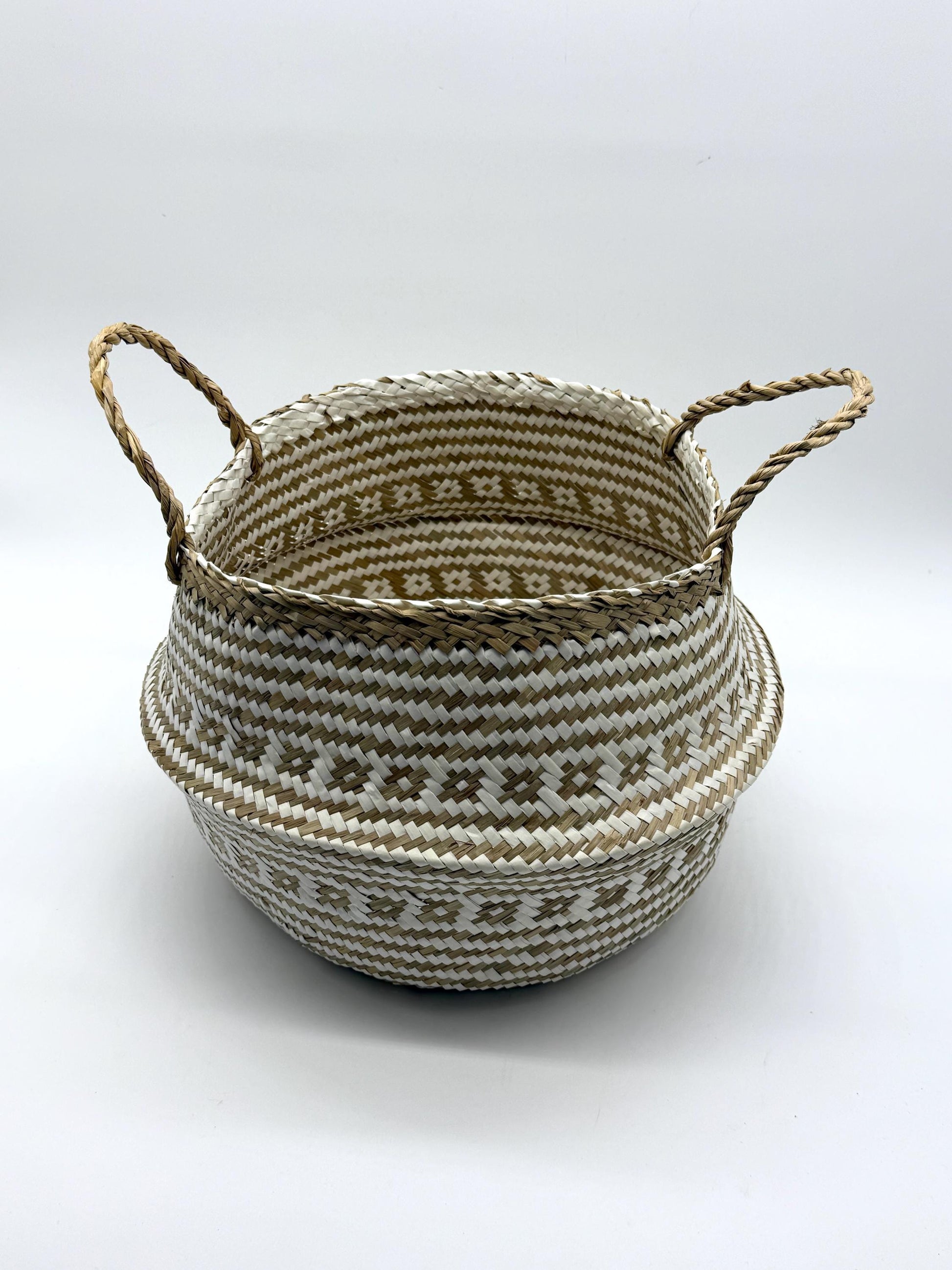 Handwoven Seagrass Storage Basket with Handles, White Pattern Wicker Basket, Foldable Woven Planter Basket, Boho Home Decor, 13.8in