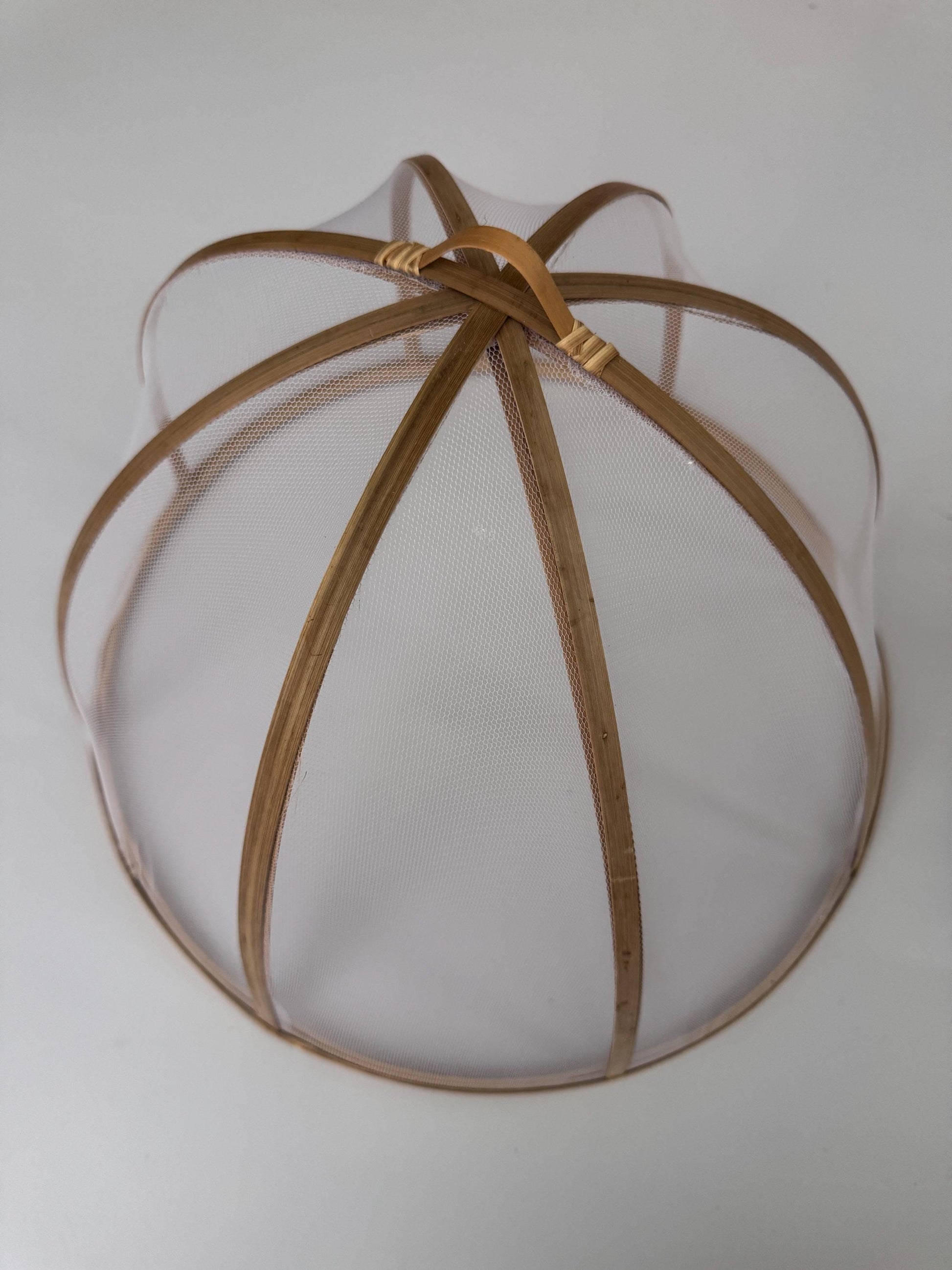 Round Bamboo Mesh Food Cover, Handwoven Bamboo Kitchen Dish Protector Dome for Meals, Fruit & Table Serving 12-16 Inch