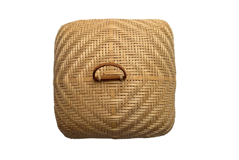 Handwoven Bamboo Food Cover, Square Bamboo Dish Cover for Kitchen Table, Natural Woven Food Protector for Fruit Bread Dishes 14 Inch 170