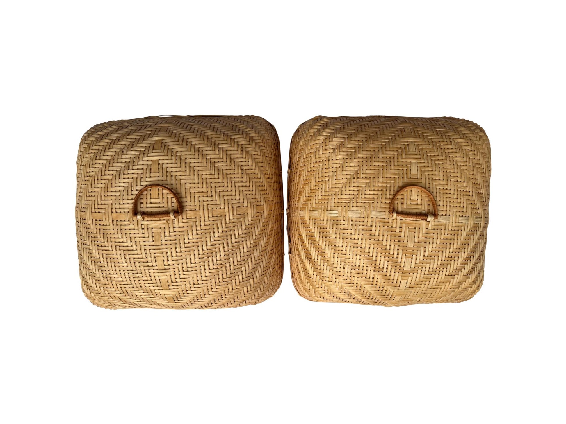 Handwoven Bamboo Food Cover, Square Bamboo Dish Cover for Kitchen Table, Natural Woven Food Protector for Fruit Bread Dishes 14 Inch 170