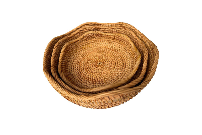 Boho Rattan Lotus Bowl, Round Woven Fruit and Bread Basket, Natural Wicker Decorative Bowl for Dining Table or Kitchen Decor